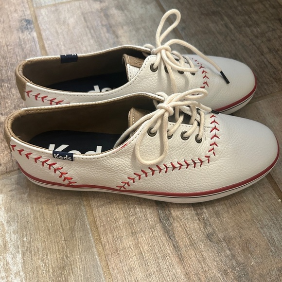 Like New Baseball Keds- Size Women’s 6 - Picture 4 of 10